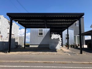 車から玄関までフルカバー！　